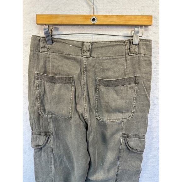 American Eagle Distressed Cargo Elastic Leg Pants Women Size 6 - Picture 9 of 12
